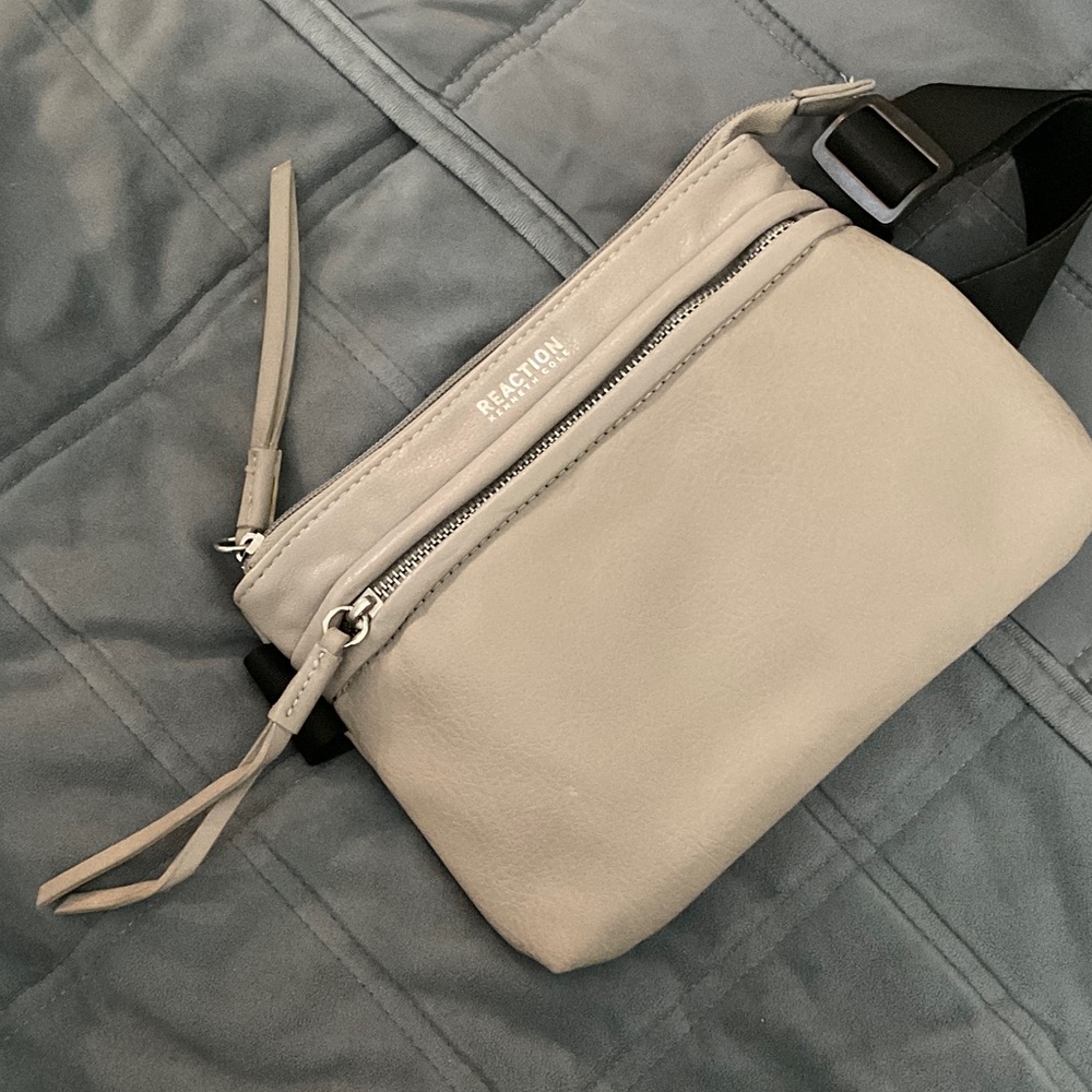 Reaction Kenneth Cole Belt Bag